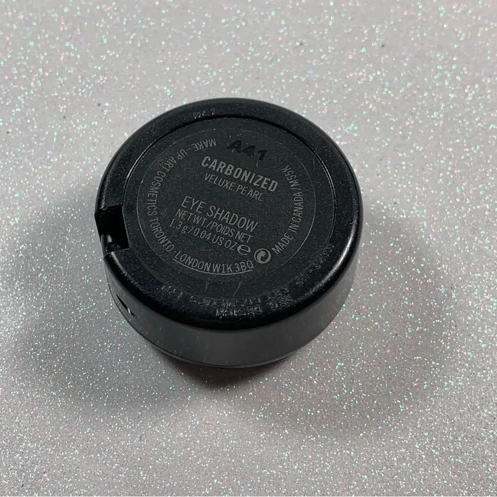 MAC Eyeshadow Carbonized
